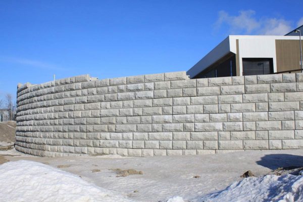 Mur Stone Strong à l’incinérateur de Québec